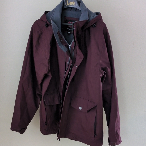 Swiss Tech Burgundy Raincoat - Picture 1 of 10